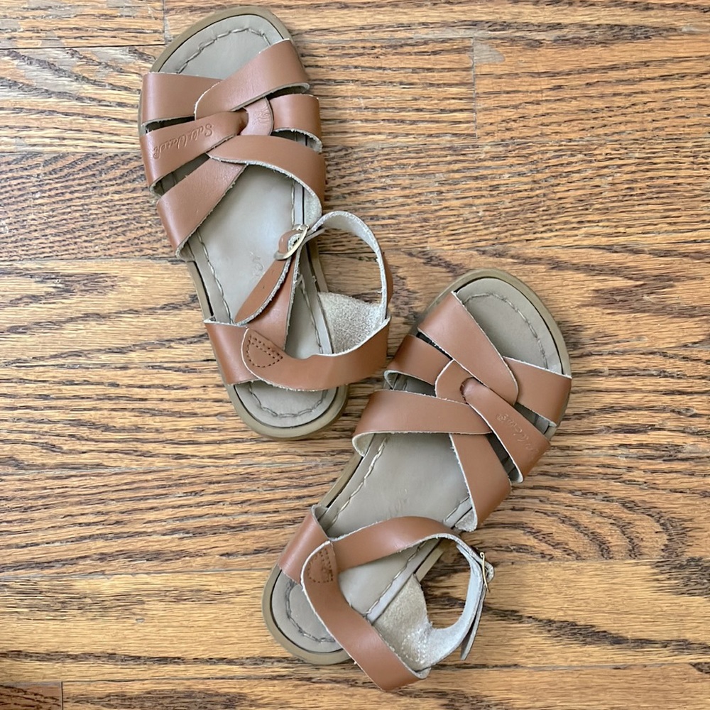 Salt Water Leather Sandals size 13 by Hoy Kids Tan